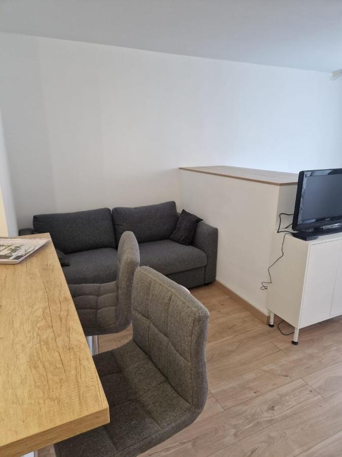 Apartment Aix *